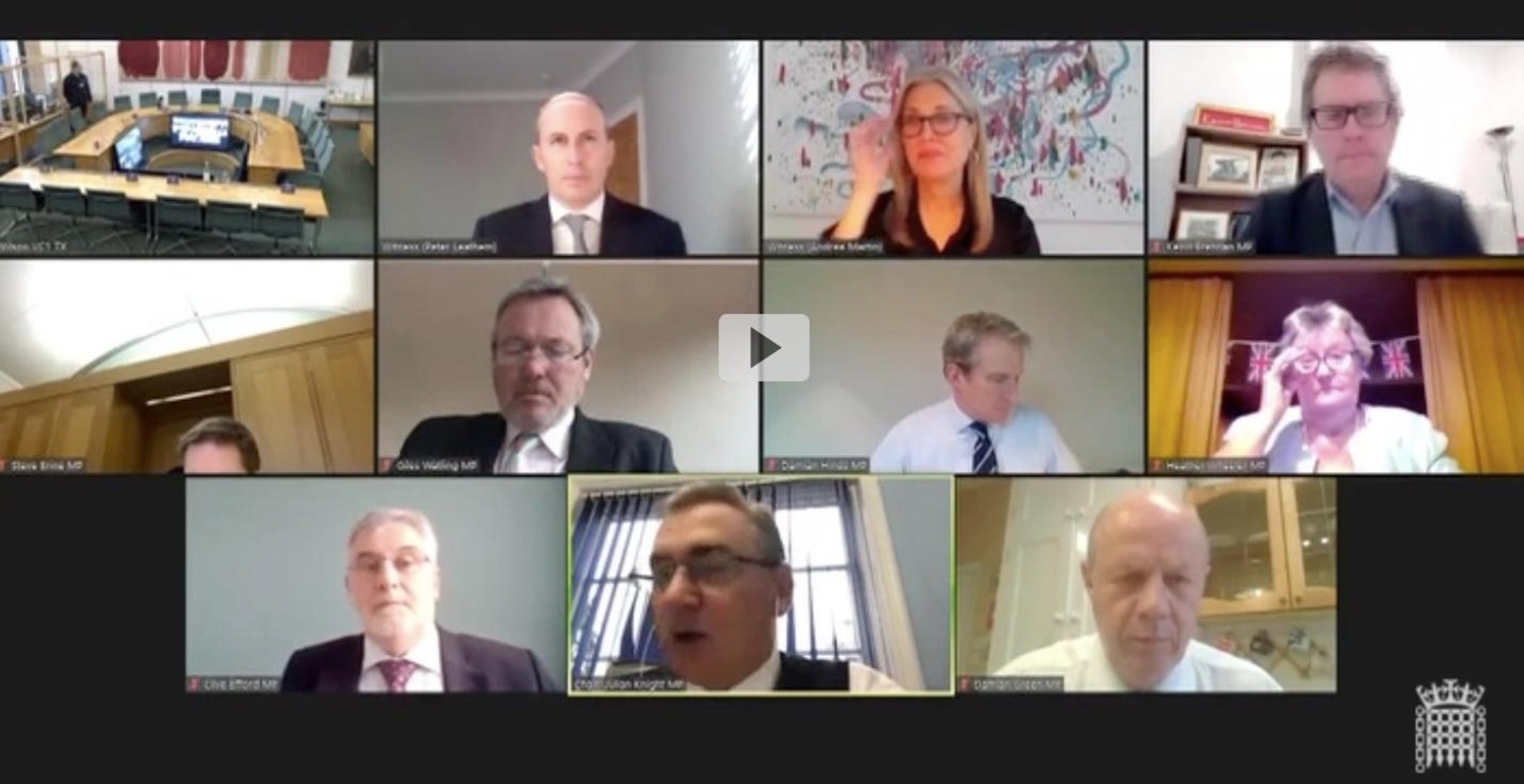 Illustre Runde: ein britischer Parlamentsausschuss befragte die CEOs von PRS und PPL sowie von Universal, Sony und Warner Music zur Verteilung der Gelder aus dem Streaming