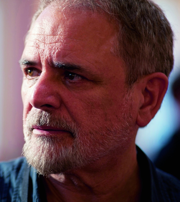 Uli Edel ("Christiane F.", "Die Nibelungen", "Der Baader Meinhof Komplex") bei den Dreharbeiten zum ZDF-Dreiteiler "Das Adlon - Eine Familiensaga"