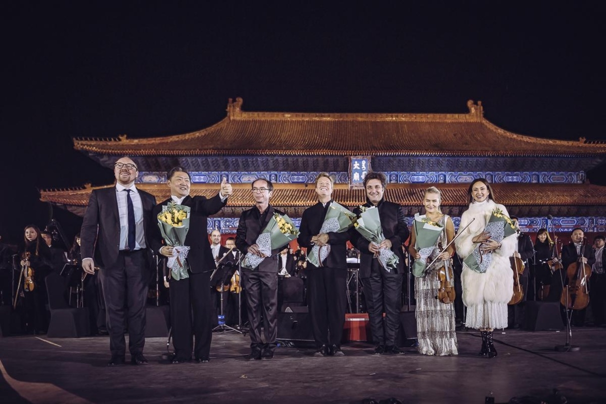 Beim Konzertabend in Peking dabei Clemens Trautmann (President Deutsche Grammophon, links) und Künstler