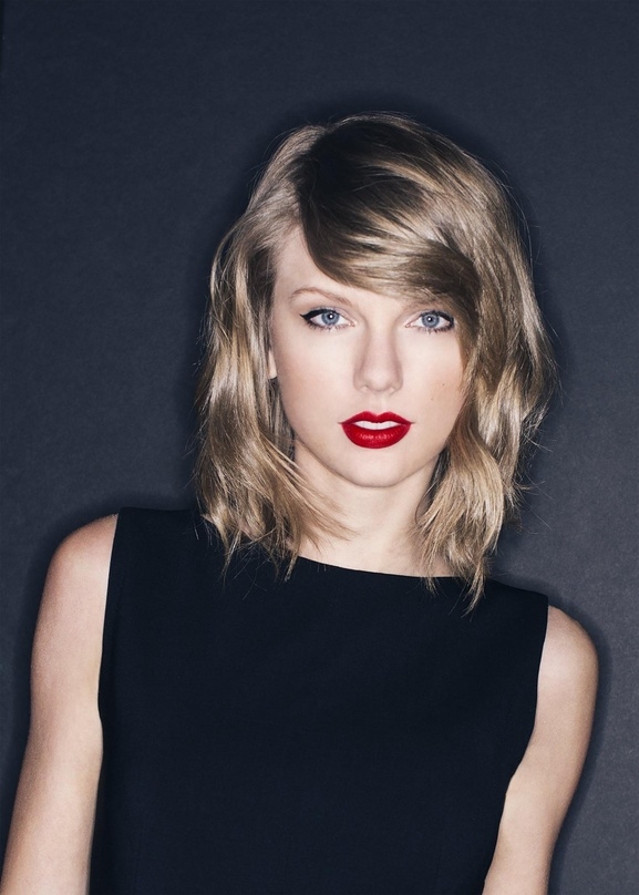Mit Jahresrekordwert für eine Solokünstlerin auf eins: Taylor Swift