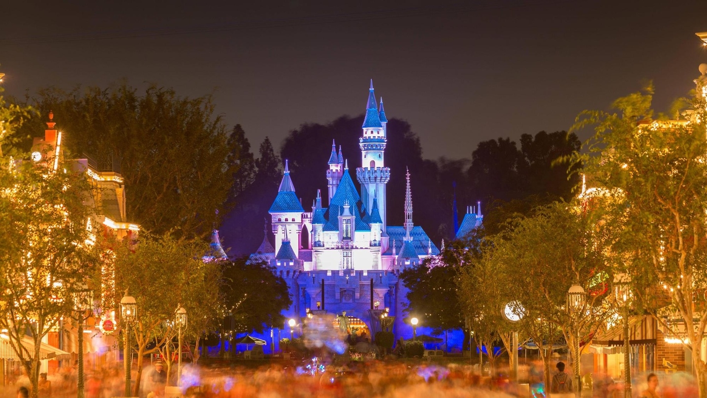 Im Juli sollen die Einrichtungen des Disneyland Resort in Anaheim wieder öffnen