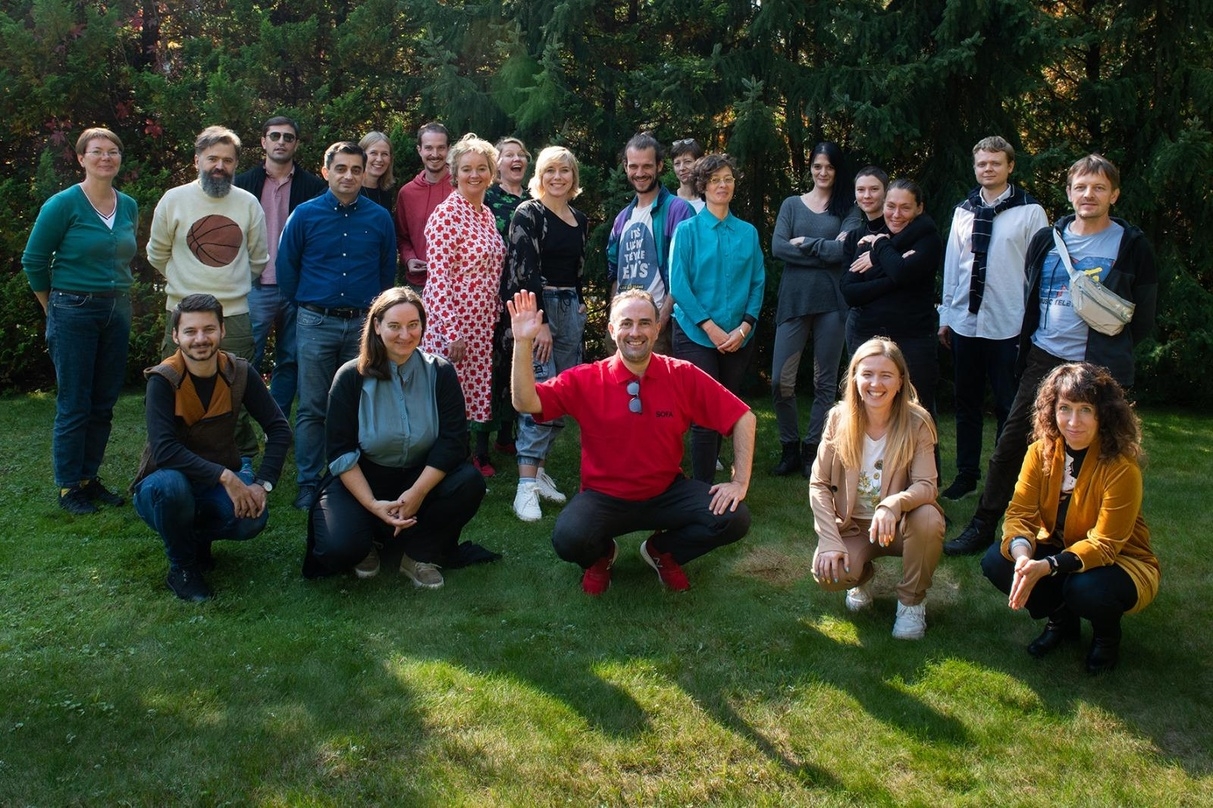 Die Workshop-Teilnehmer in Warschau, in der Mitte: SOFA-Gründer Niki Nikotin 