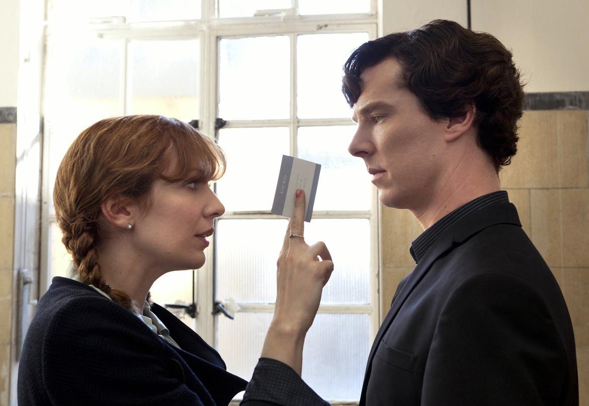 Katherine Parkinson, hier an der Seite von "Sherlock", spielt in "How to Sell a War"