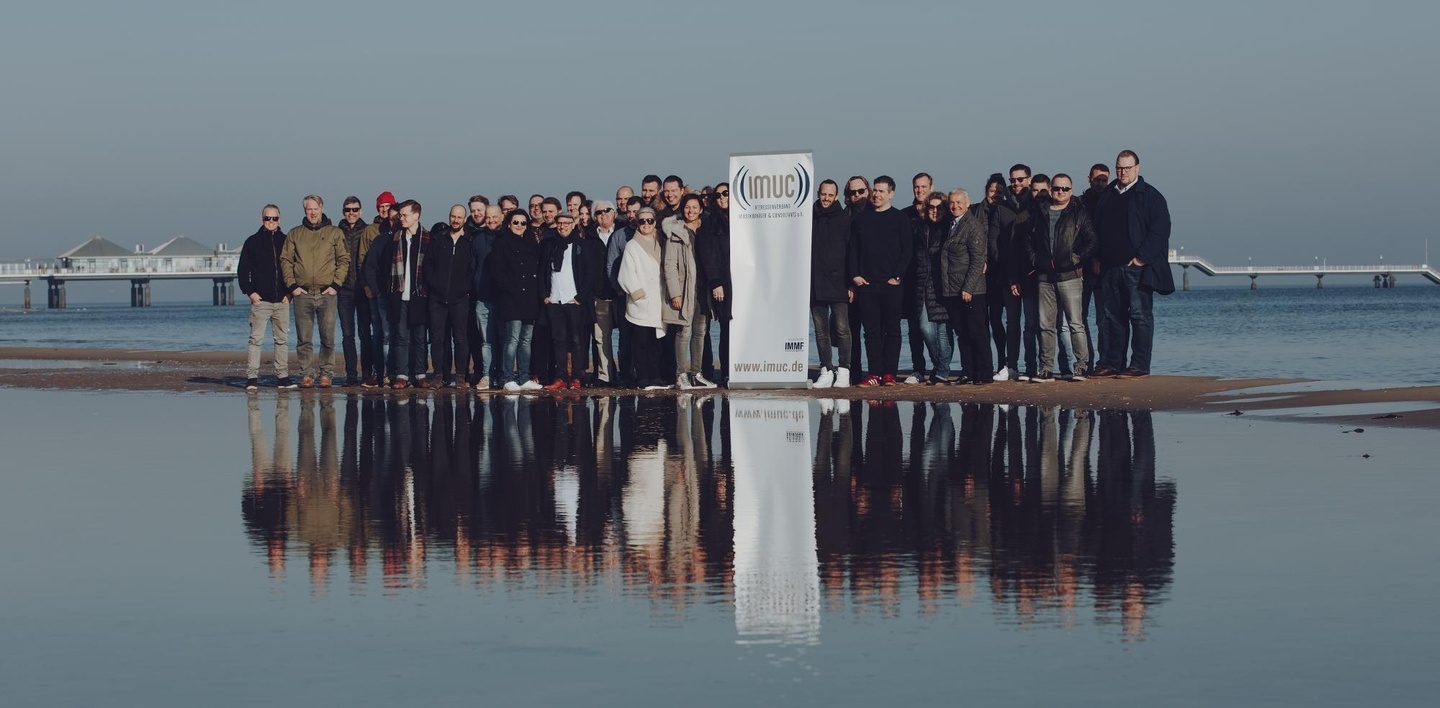 Bringen ihre Stimmen ab sofort mit ein ins Forum Musikwirtschaft: die im IMUC versammelten Musikmanagerinnen und Musikmanager, hier bei einer ihrer Jahrestagungen auf der Insel Usedom