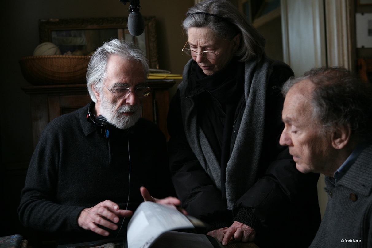 Michael Hanekes (l.) mit seinen Darstellern Emmanuelle Riva und Jean-Louis Trintignant am Set von "Liebe"