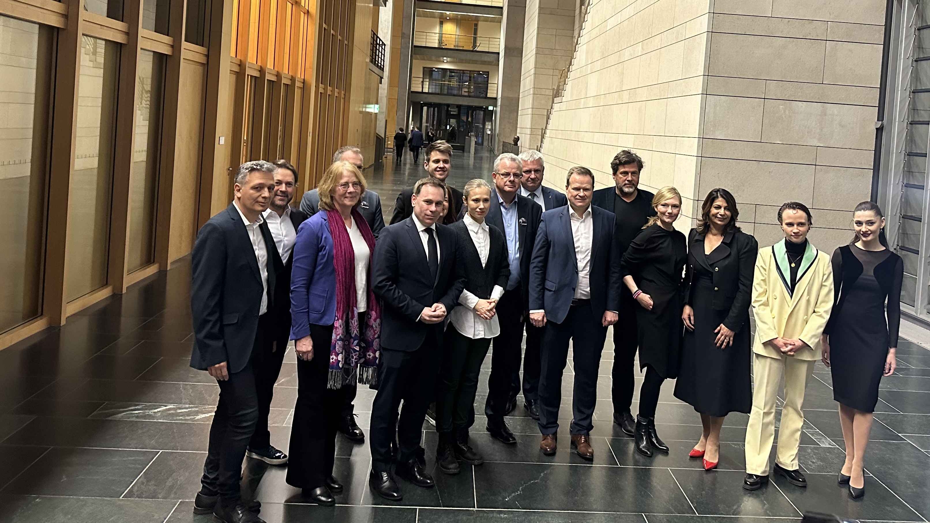 Harrichs ARD-Politthriller „Am Abgrund“ löst neuen Gesetzentwurf zur Korruptionsbekämpfung aus