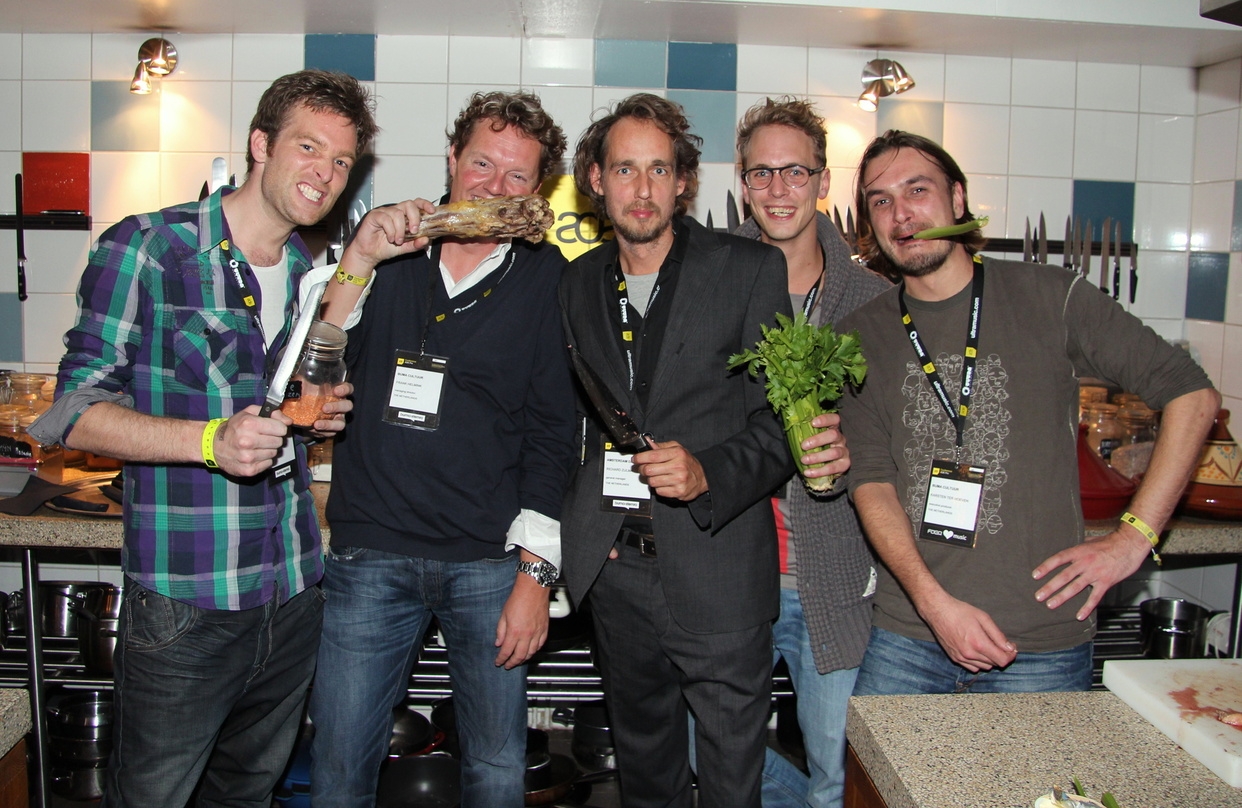 Holen Samsung an Bord des ADE: Richard Zjlma (Mitte) und sein Team, hier beim ADE 2012 beim DJ Cooking
