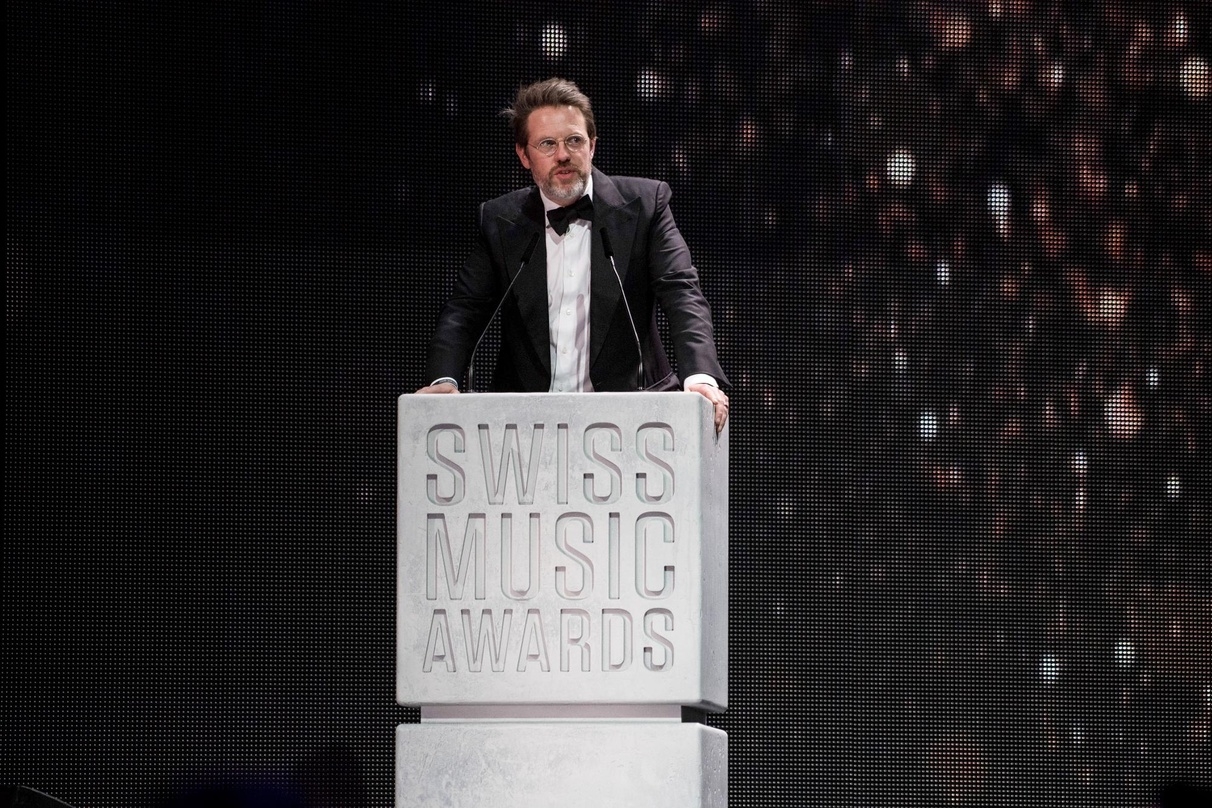Sieht nur wenige Möglichkeiten, mit Schweizer Popmusik im TV ein breites Publikum zu erreichen: Executive Producer Oliver Rosa bei der Verleihung der zehnten Swiss Music Awards
