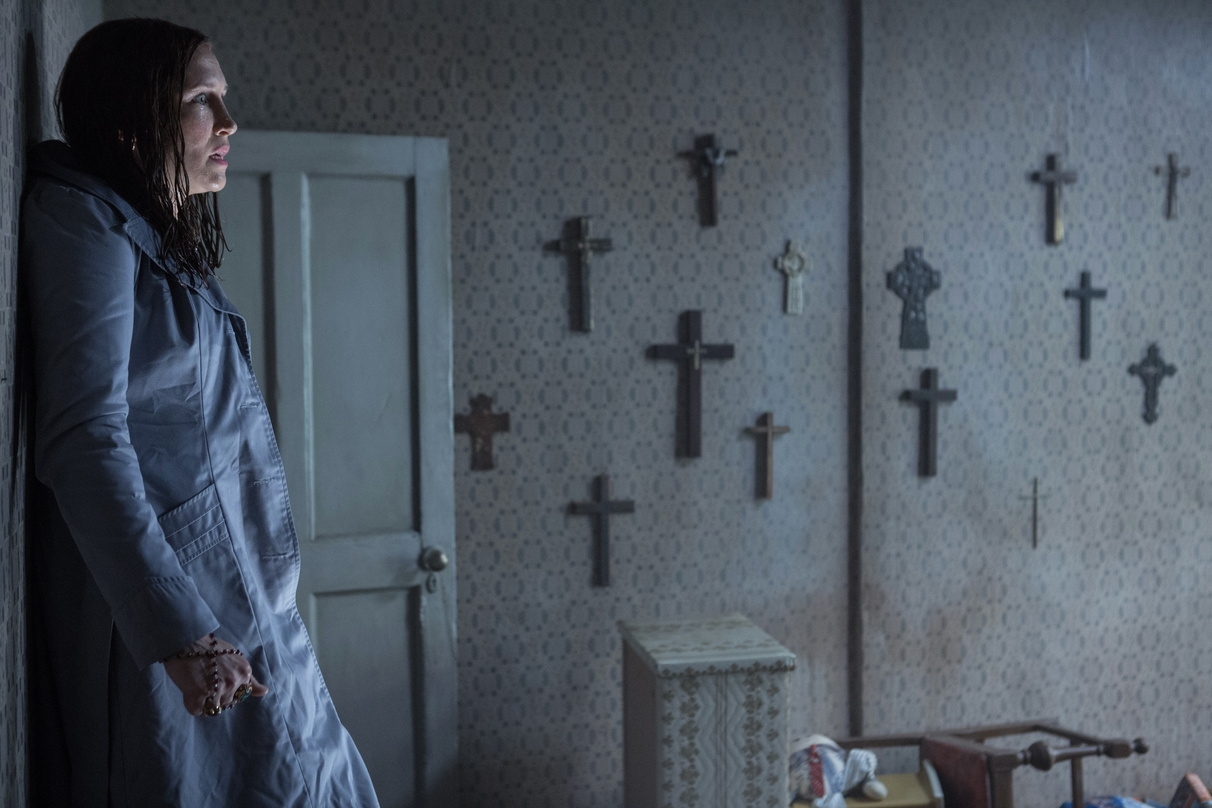 Horror is coming home in "Conjuring 2"