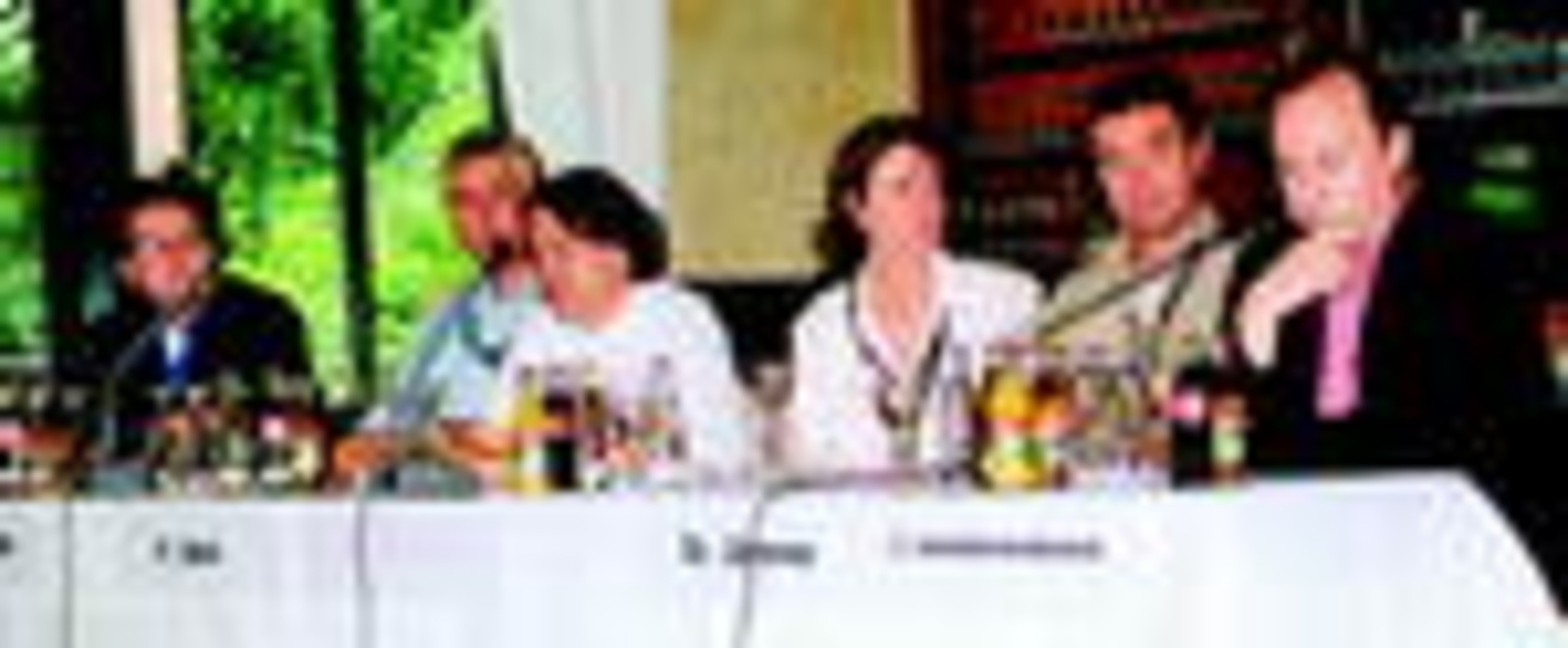 Claudia Droste-Deselaers (3. v. r.) mit Kollegen aus den Benelux-Ländern