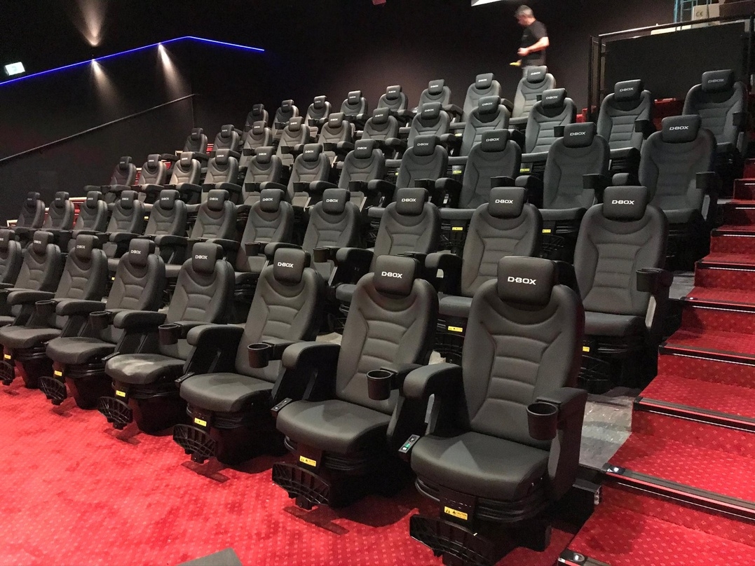 Dank der D-Box-Stühle "bebt" Saal 9 des Lugner Kinos in Wien