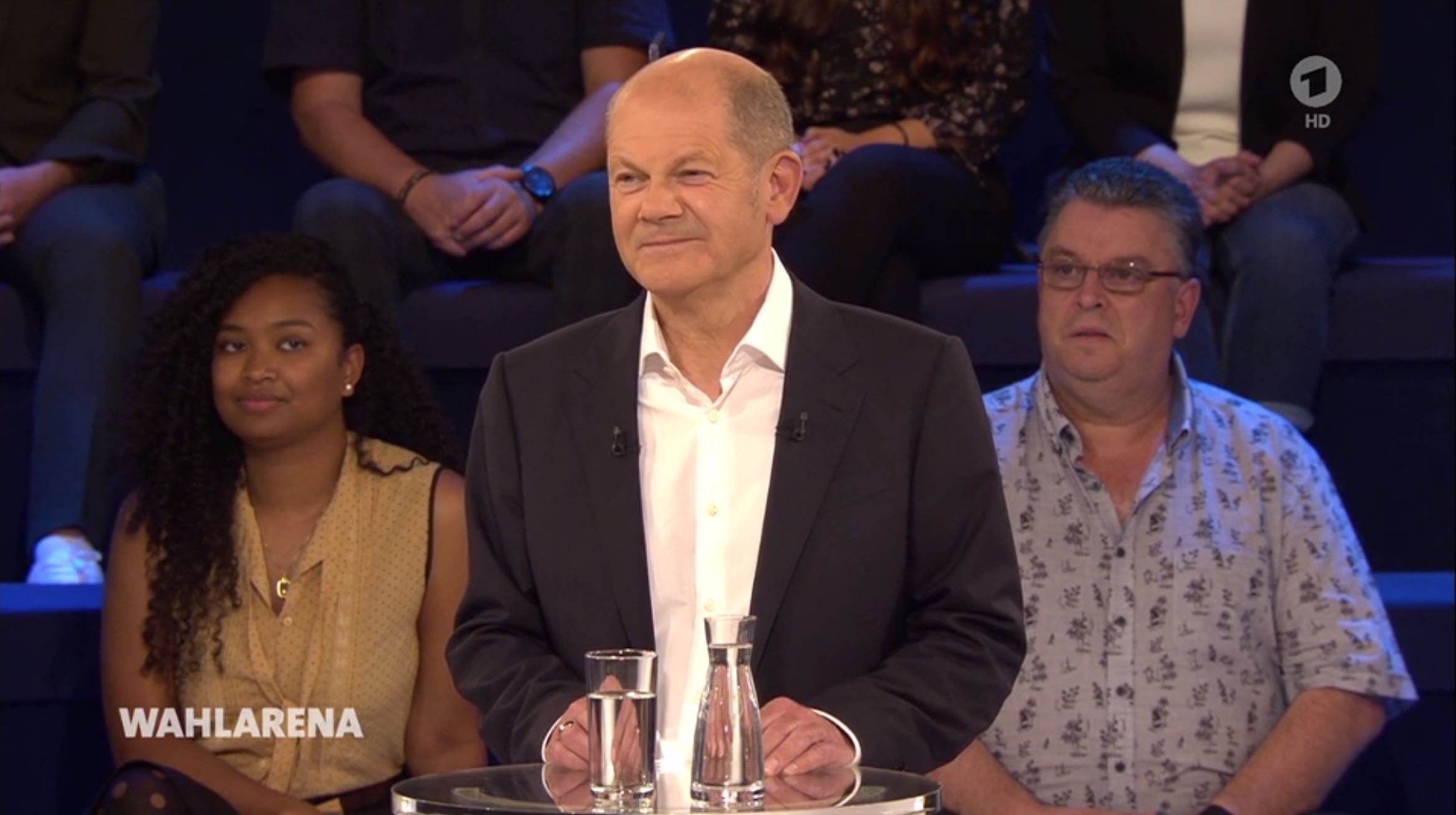 SPD-Kanzlerkandidat Olaf Scholz in der ARD-"Wahlarena" - 