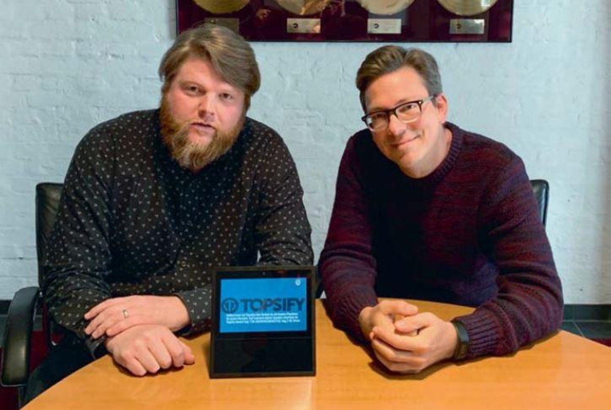Bauen in der Vermarktung von Musik auch auf die Skills von Amazon und Alexa: Andreas Weitkämper (links) und Marec Lerche (beide Warner Music)