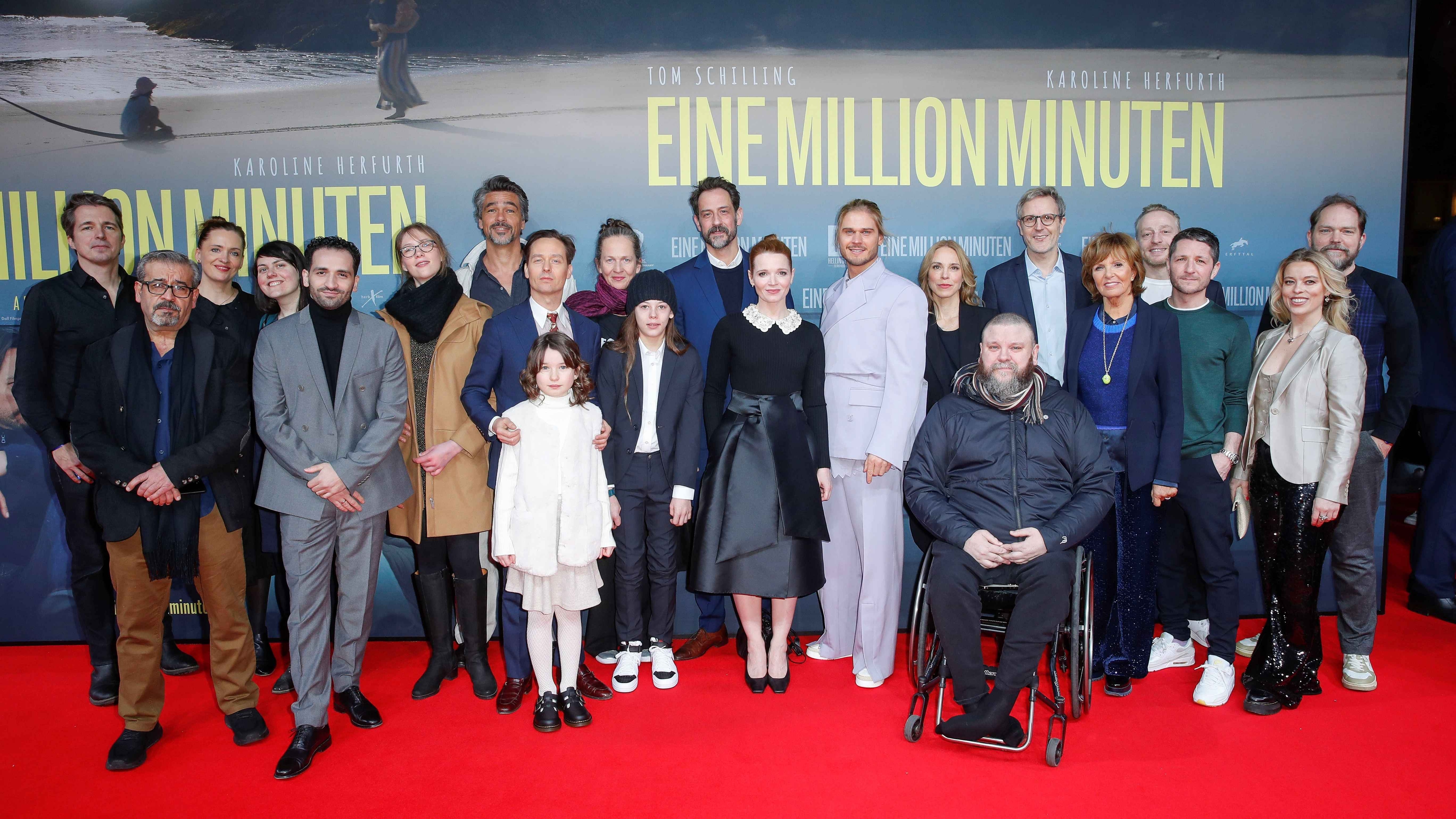 „Eine Million Minuten“ feiert umjubelte Premiere in Berlin
