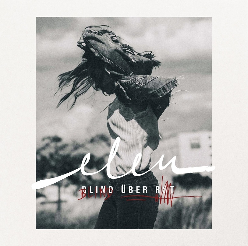 Die Sängerin und Songwriterin Elen veröffentlicht ihr Debütalbum, "Blind über rot", nun erst am 19. Juni