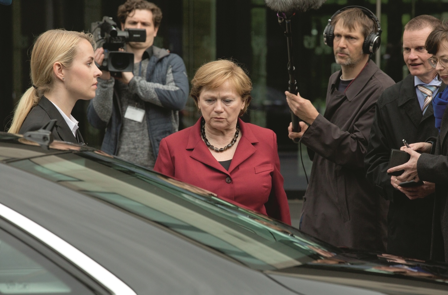 Drehschluss von »Die Getriebenen«: Mit Imogen Kogge als Angela Merkel