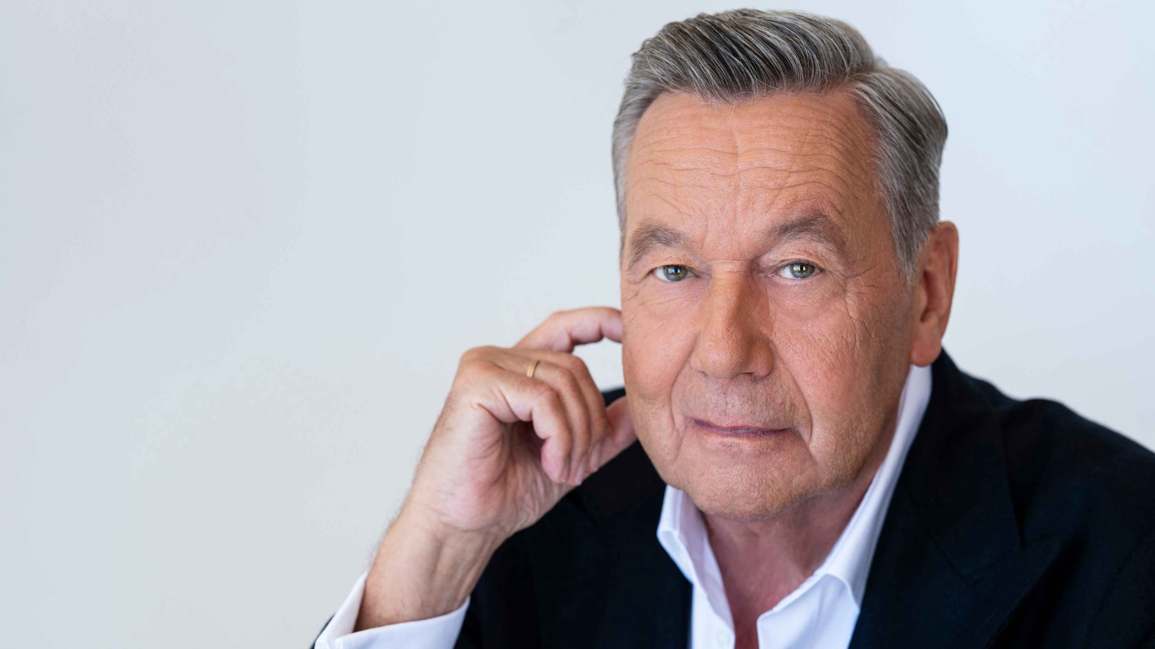 Roland Kaiser
13. / 14.08.2024 Berlin
Fotograf : Paul Schirnhofer