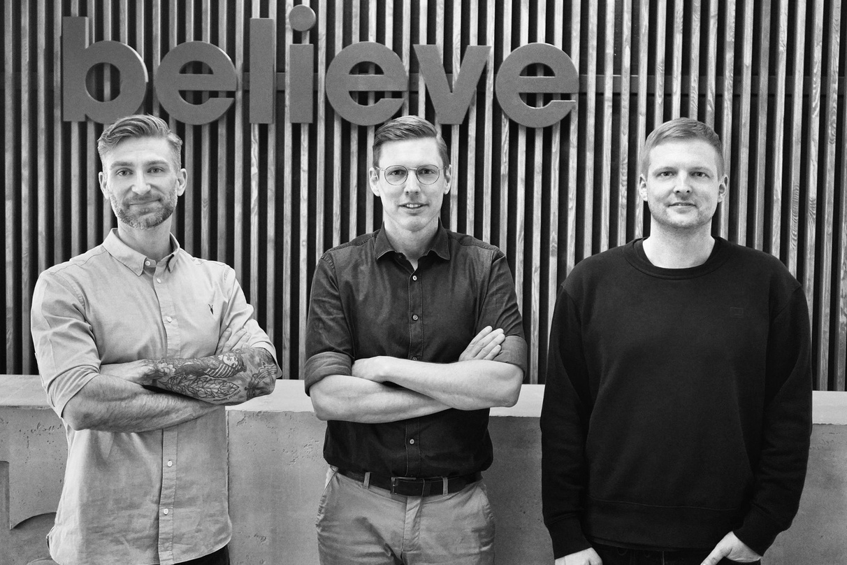 Frisch formiertes Team (von links): Johann Griebl (Director Artist & Label Solutions), Thorsten Freese (CEO Believe Group Germany) und Benjamin Ebel (Head of Artist Service)