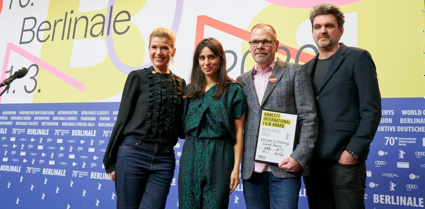 Regisseur David France (2.v.r.) mit den Jury-Mitgliedern Anke Engelke, Maryam Zaree und Sebastian Schipper
