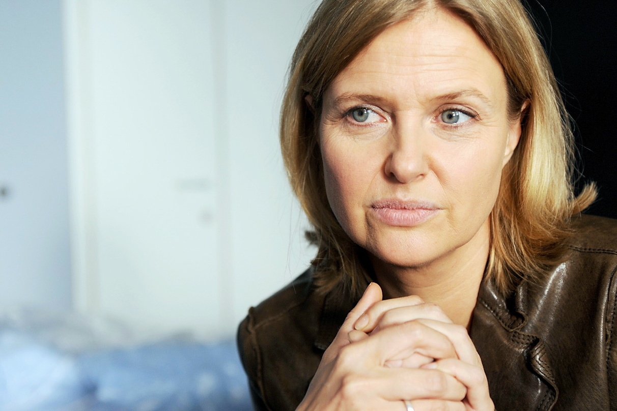 Katharina Böhm, hier im ZDF-Drama "Solange Du schliefst", spielt "Die Polizistin"
