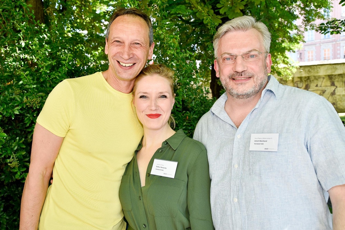 Siegfried Wagner (Leiter Casting Department der Bavaria), Esther Reinecke (VdA-Vorstand) und Ulrich Meinhard (VdA-Vorstand) (v.l.)