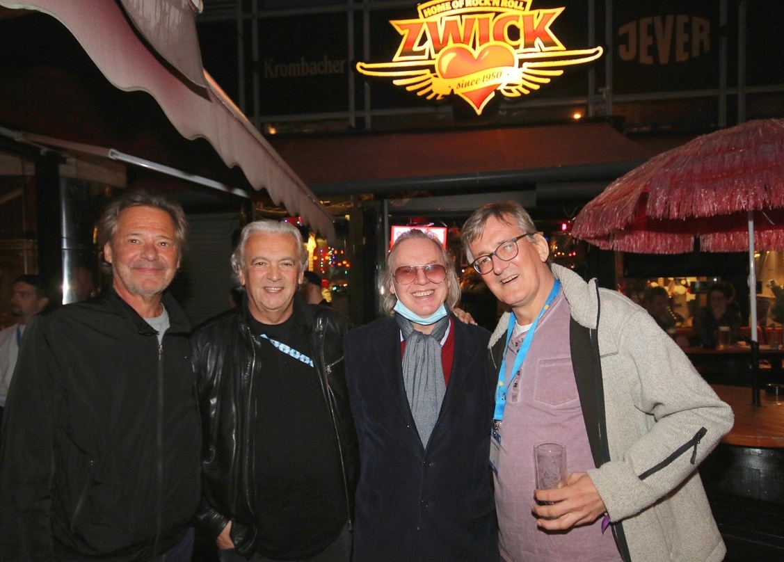 Fanden den Weg ins Zwick (von links): die Verleger Andreas Kiel, Hans Cuny, Hille Hillekamp und Jens-Markus Wegener