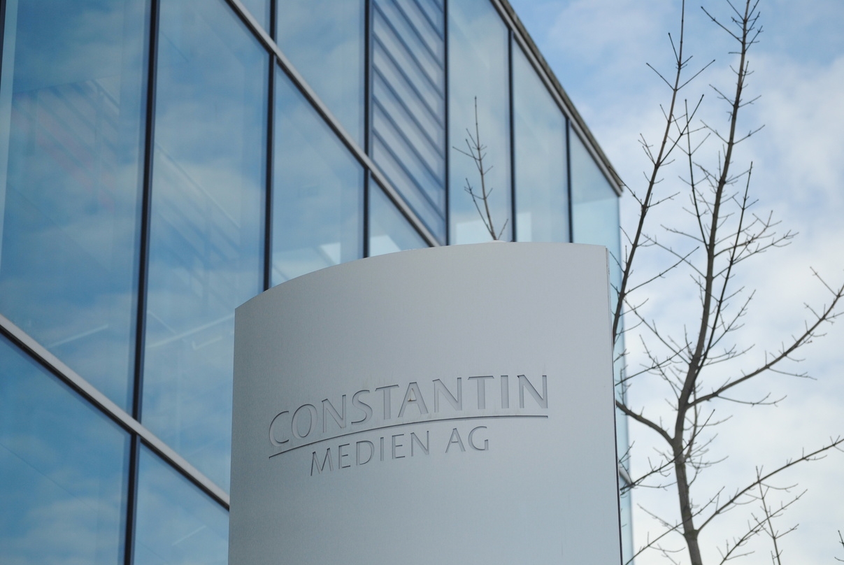 Die bereits angekündigten Klagen gegen Beschlüsse der Constantin-Medien-Hauptversammlung wurden nun beim Landgericht München I eingereicht.