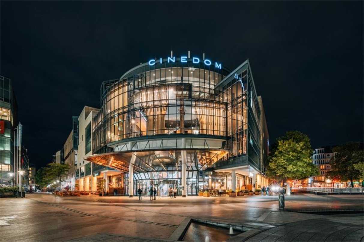 Der Kölner Cinedom lädt am kommenden Sonntag zum Spenden-Kino 