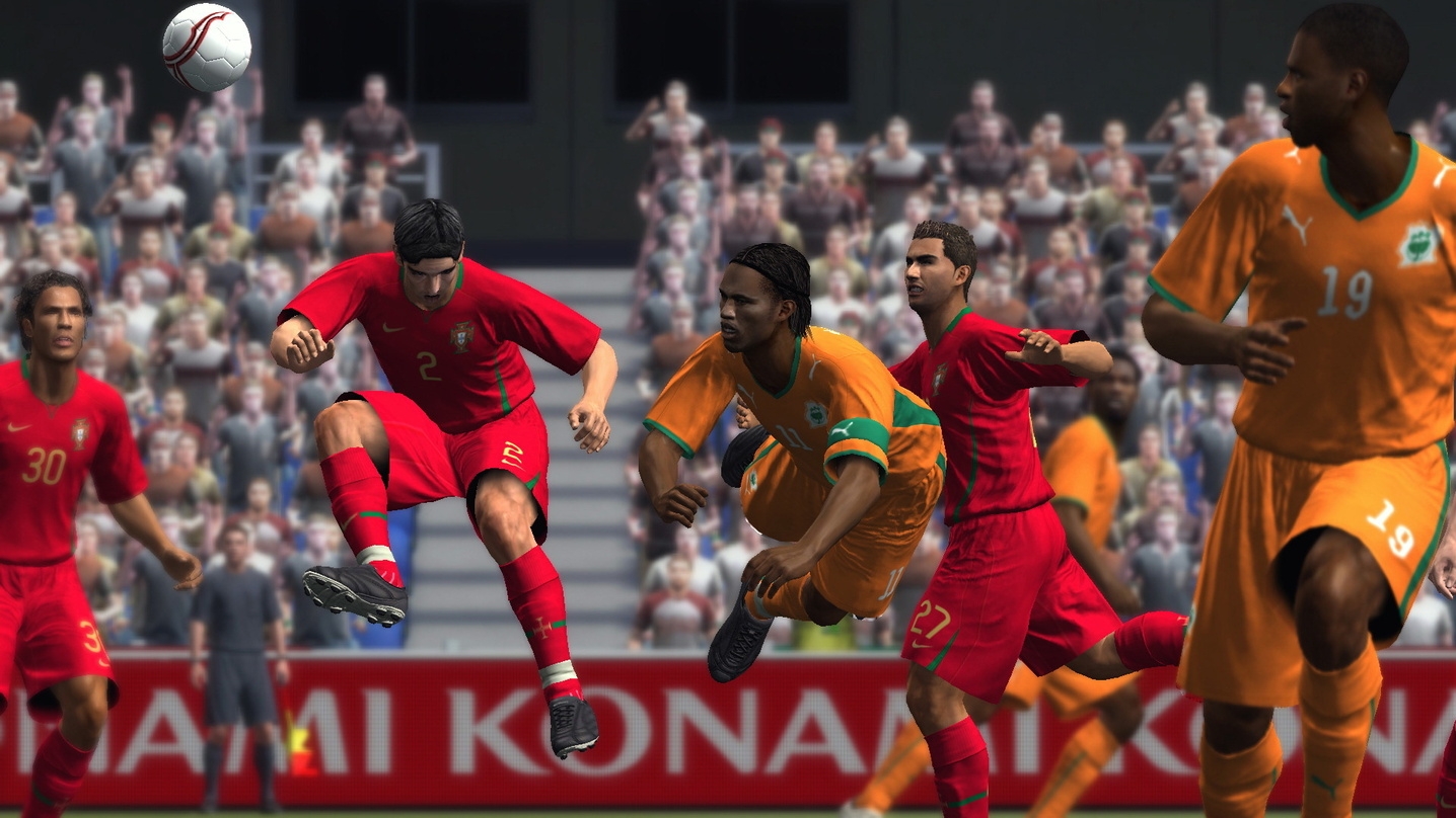 Vereinbarungen mit der UEFA, Manchester United und dem FC Liverpool bringen Konami im Lizenz-Wettstreit ein gutes Stück voran