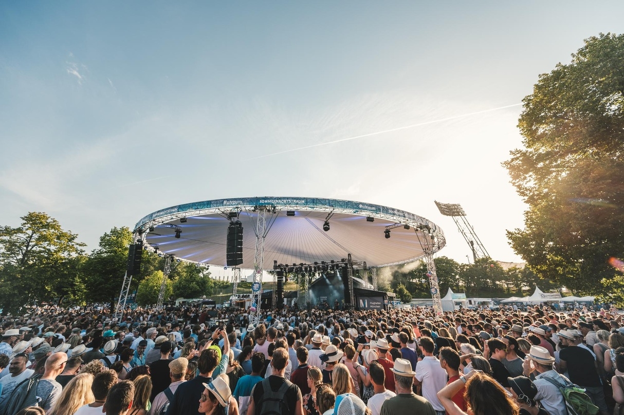 Kombiniert Sport und Musik: das Festival The Roofs in München
