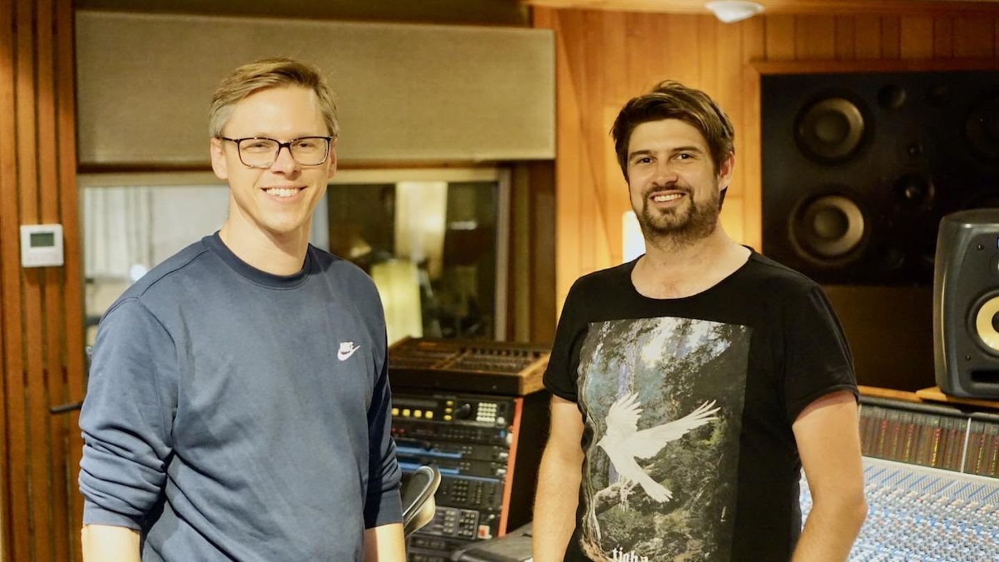 Freuen sich auf die Zusammenarbeit: Chris Gronau (links, A&R Lucile-Meisel Musik Gruppe & Telamo) und Benjamin Brümmer