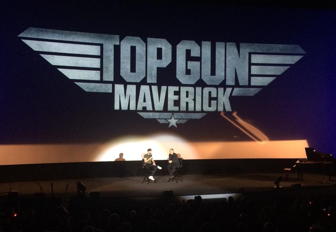 Dominik Porschen sprach auf der Bühne des (m)K6 mit Komponist Harold Faltermeyer über die Arbeit an "Top Gun: Maverick"