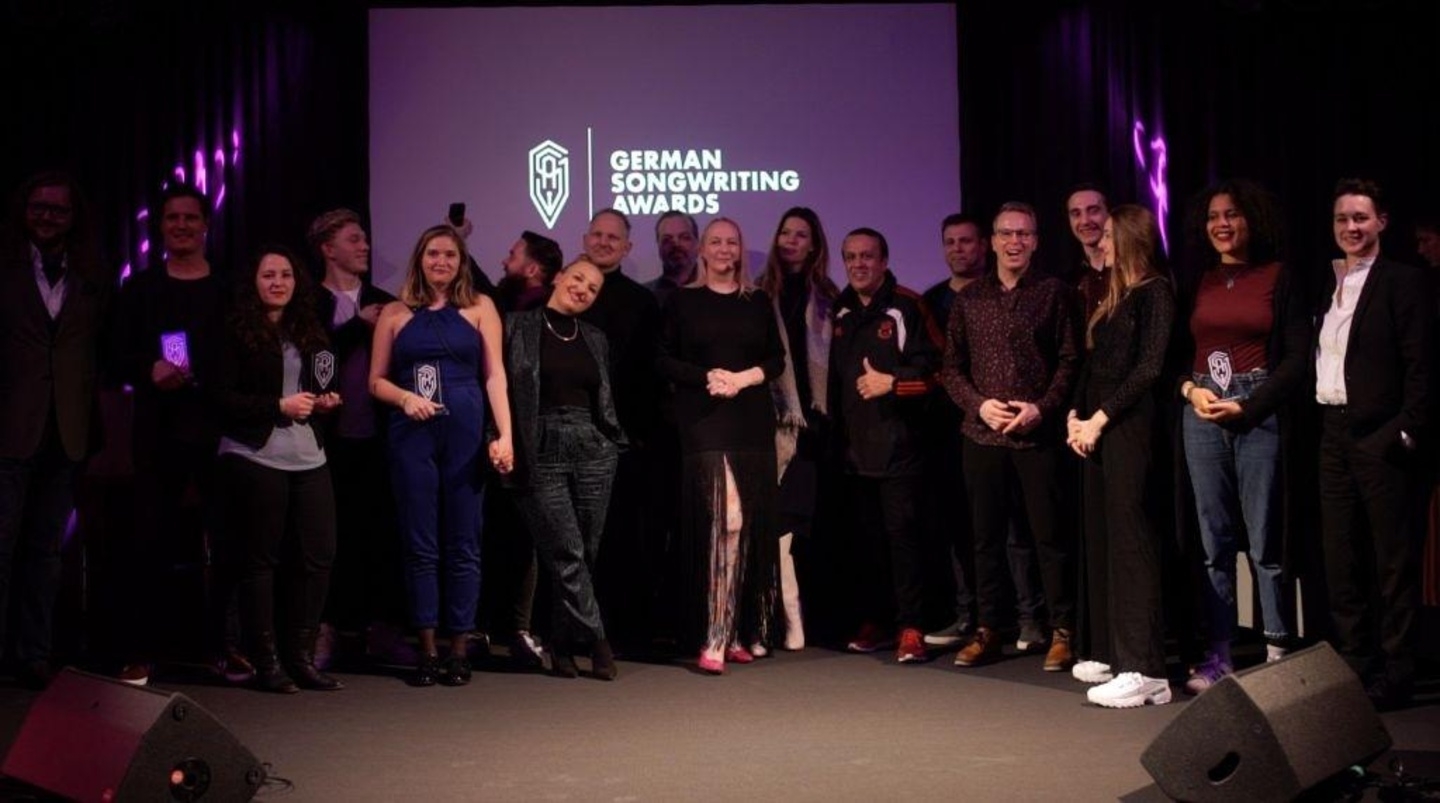 Volle Bühne: das Abschlussbild der German Songwriting Awards 2019