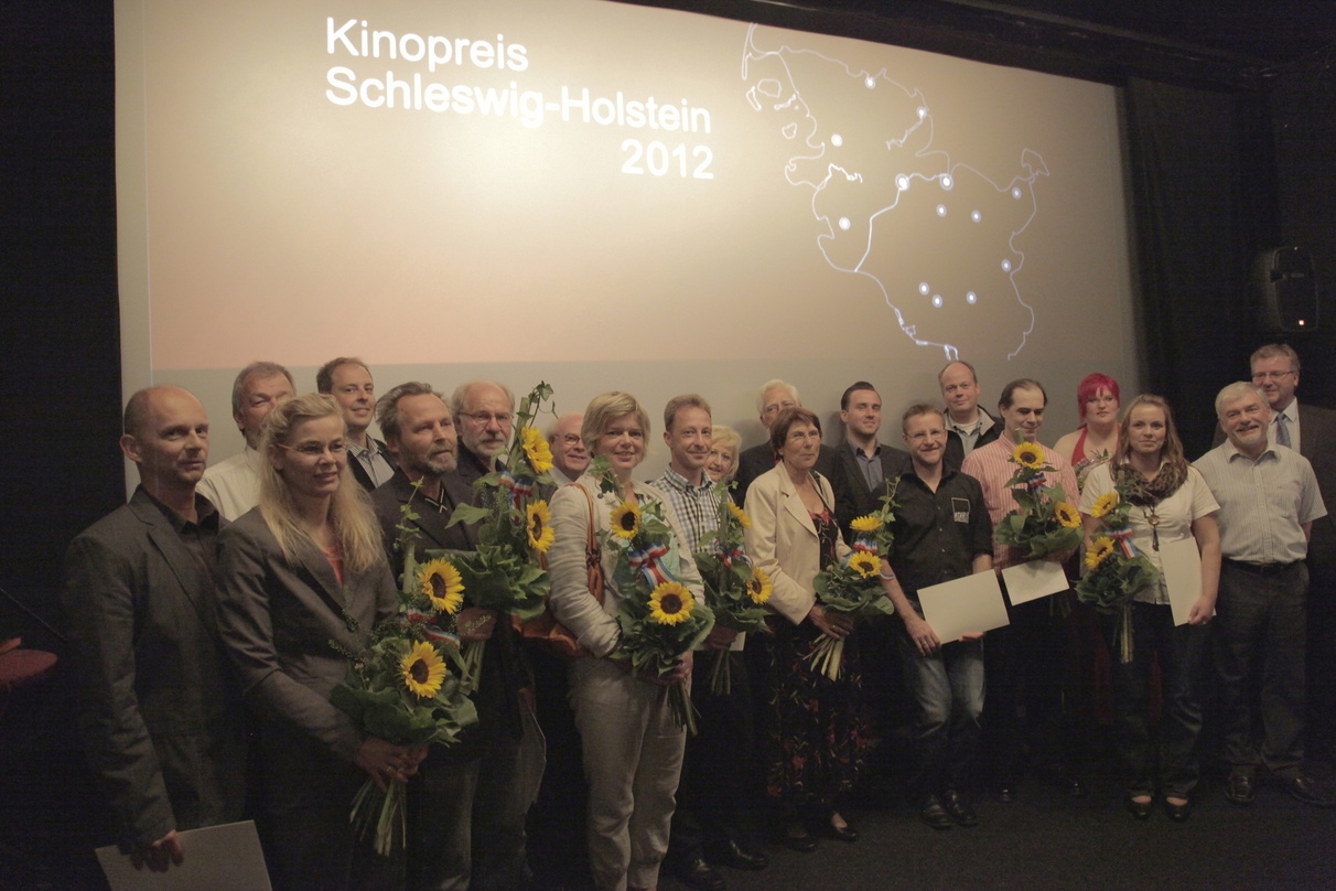 Die Repräsentanten der Gewinnerkinos bei den Kinoprogrammpreisen Schleswig-Holstein