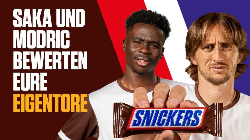 Luka Modrić und Bukayo Saka in neuer Snickers-Werbung mit Eigentoren zu tun haben