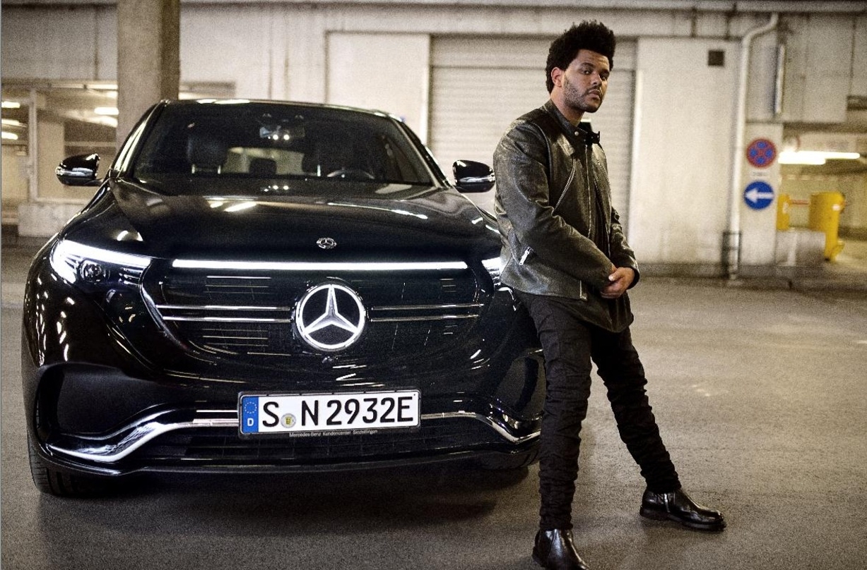  Wirkt auf Vermittlung von Universal Music mit an der neuen Kampagne für Mercedes-Benz: The Weeknd