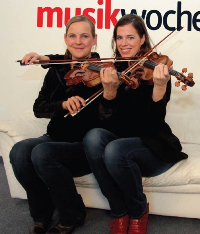 Unterwegs mit Semmel Concerts: Angelika Bachmann (links) und Iris Siegfried vom Quartett Salut Salon