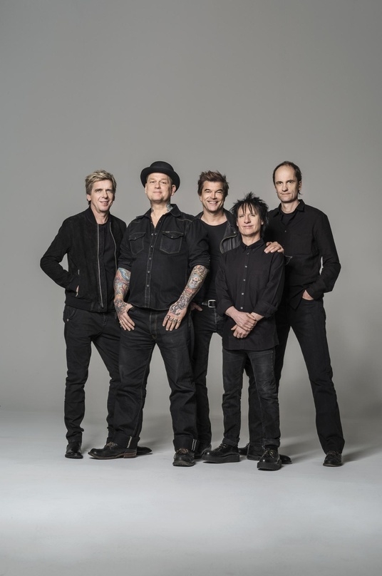 Wollen mit Gerhard Polt und den Well Brüdern wieder kultig-anarchistische Shows mit Musik und Kabarett darbieten: Die Toten Hosen