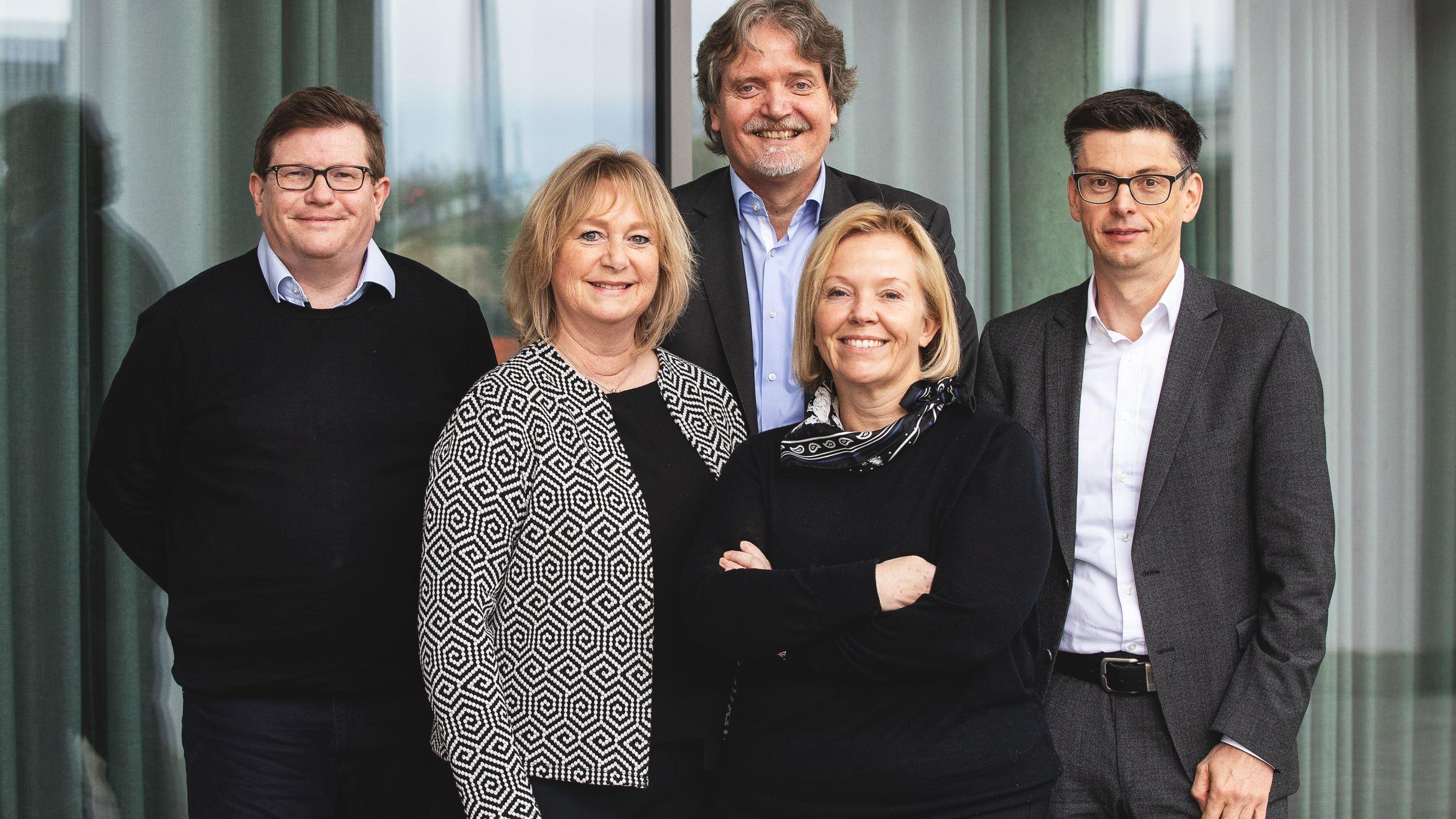 AGMA-Vorstandsmitglieder Alexander Potgeter, Andrea Tauber-Koch, Jan Isenbart, Julia Scheel, René Lamsfuß (v.l.n.r.)