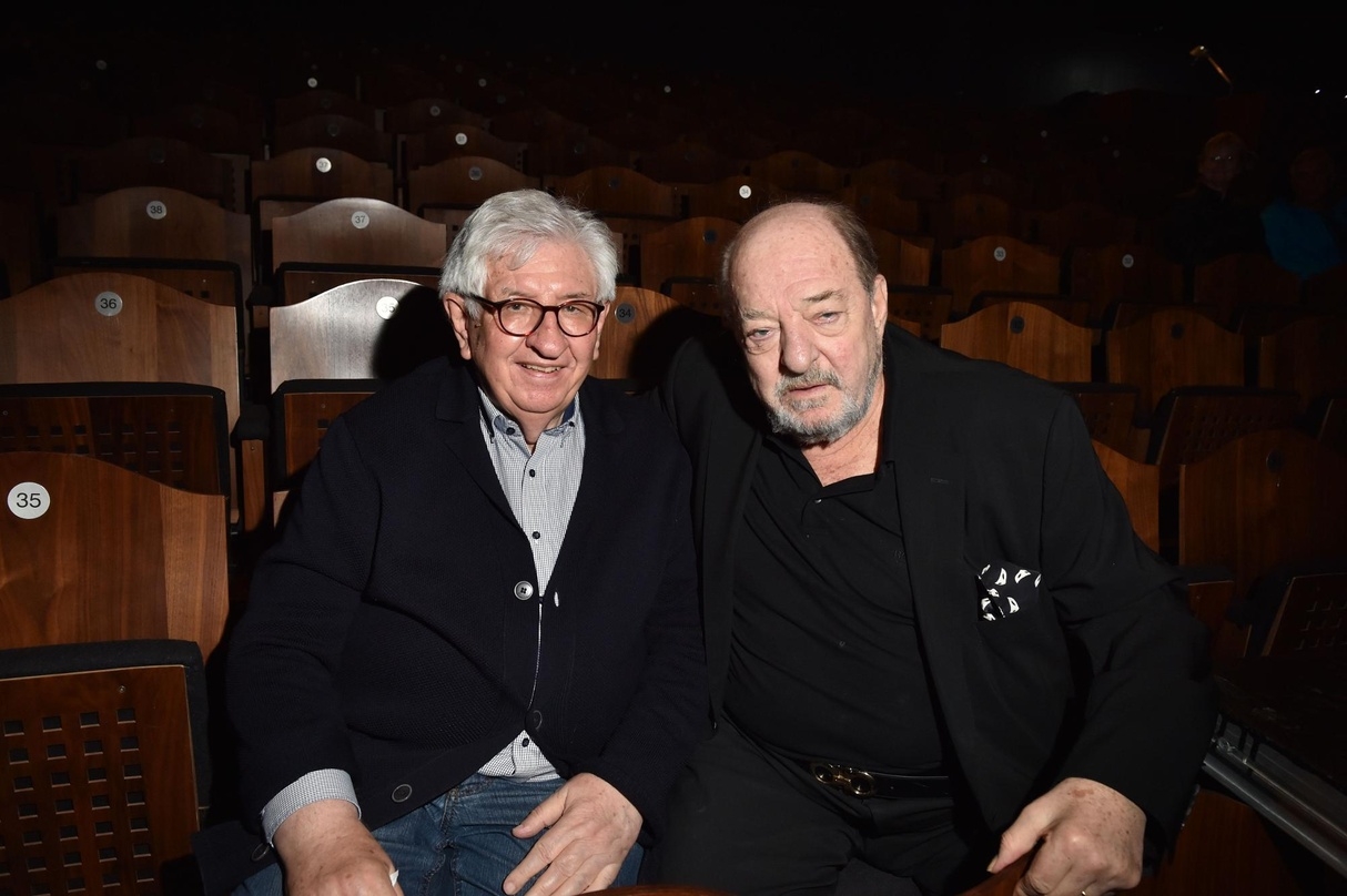 Lassen den "Zeppelin" abheben: Produzent, Komponist und Songtexter Ralph Siegel (rechts) und Autor Hans Dieter Schreeb