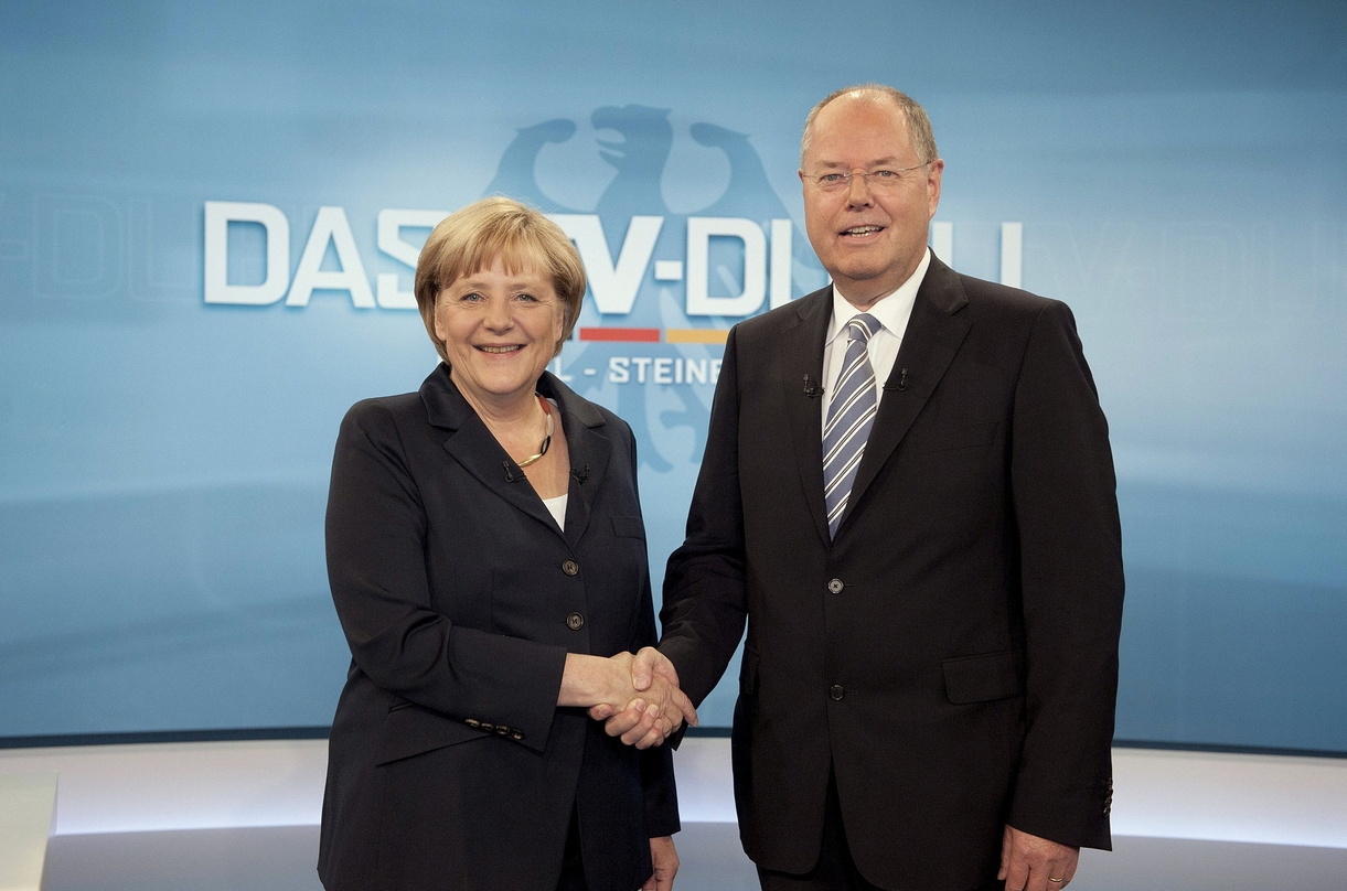 Bundeskanzlerin Angela Merkel und Herausforderer Peer Steinbrück vor dem gestrigen TV-Duell
