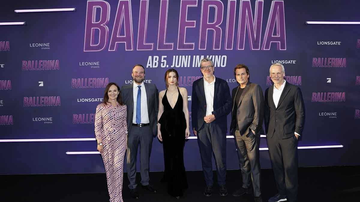 Jansna Vavra, Alexander Janssen, Ana de Armas, Bernhard zu Castell, Len Wiseman, Fred Kogel, "Ballerina" Premiere Berlin, 26.05.2025 Foto: Sebastian Gabsch