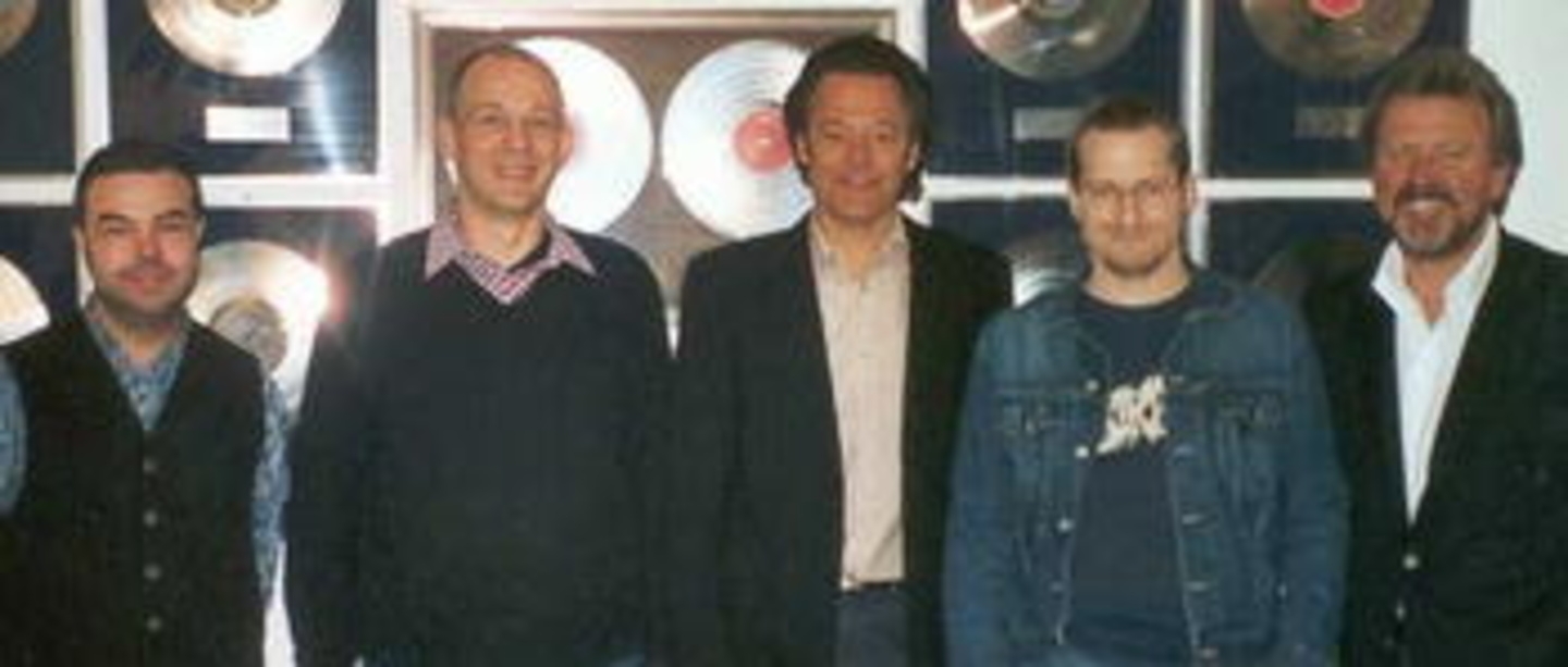 Hoffen auf weitere Erfolge: das Team von EMI Music Publishing und Dave Roth