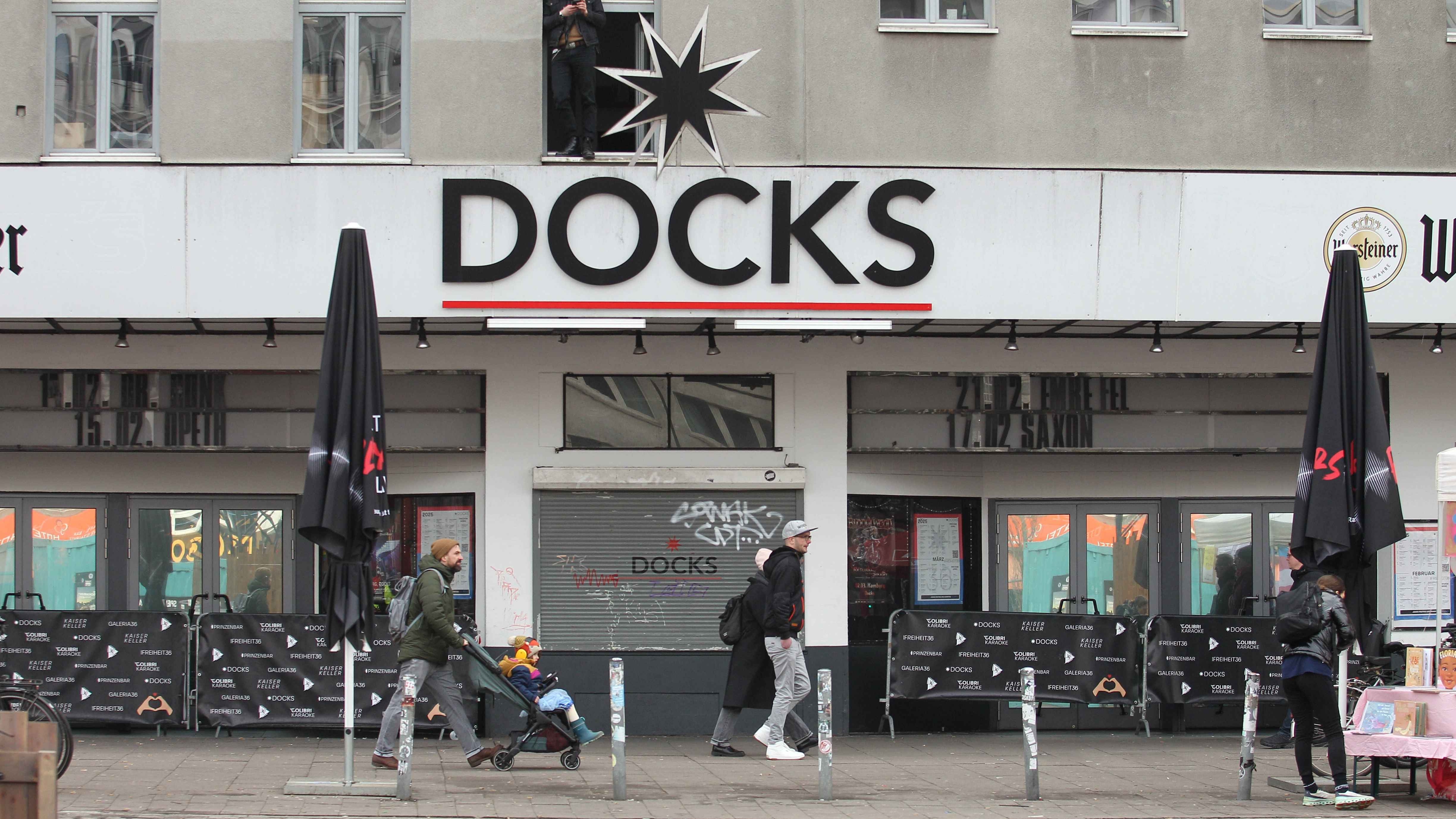 Docks und Hanseatic Help setzen Winterhilfsaktion fort