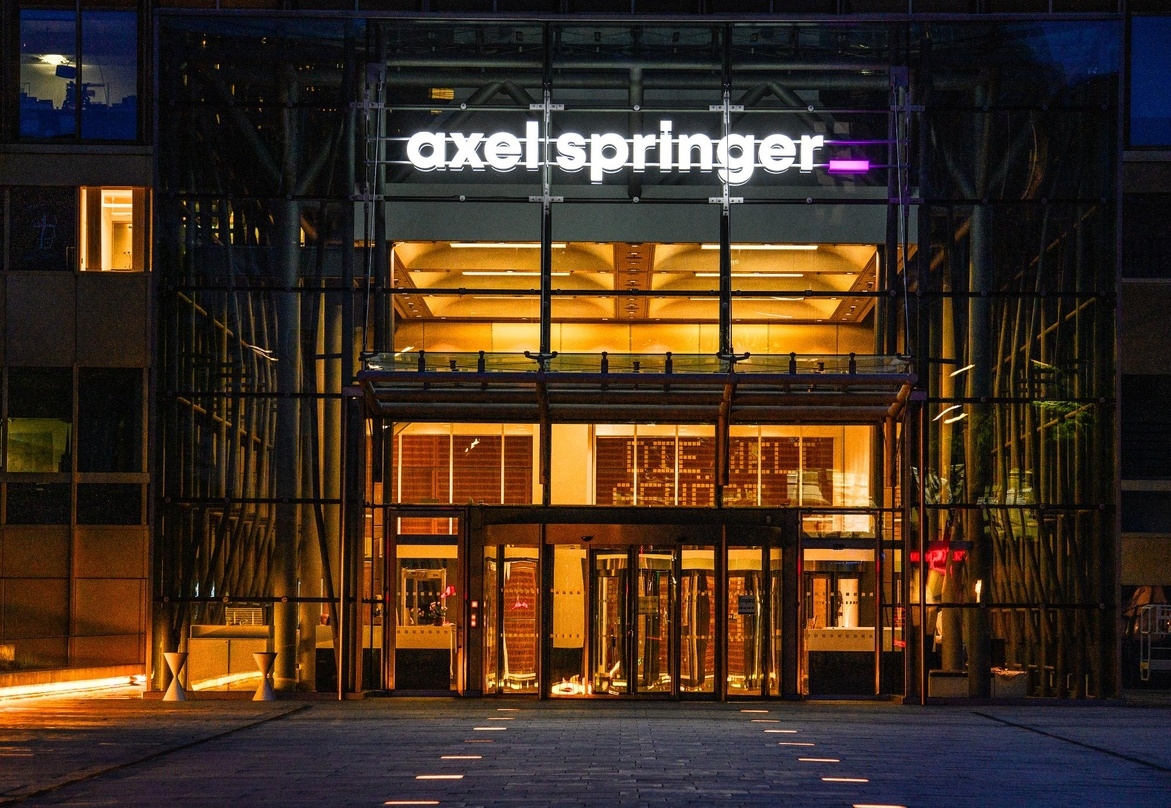 Haupteingang des Axel-Springer-Haus in Berlin