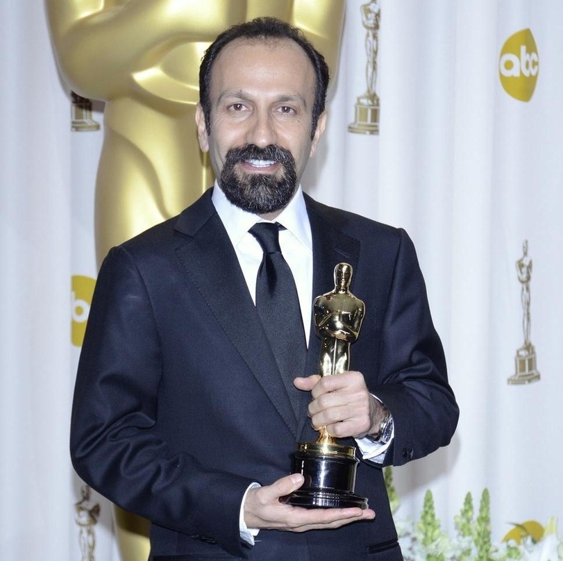 "A Hero", das neue Projekt von Asghar Farhadi, hier mit dem Oscar für "Nadar und Simin - Eine Trennung", wird auf dem European Film Market angeboten