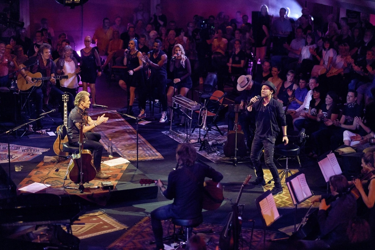 Immer noch on top: die "MTV Unplugged"-Session von Peter Maffay (links), hier beim Gesangsduett mit Johannes Oerding (rechts)