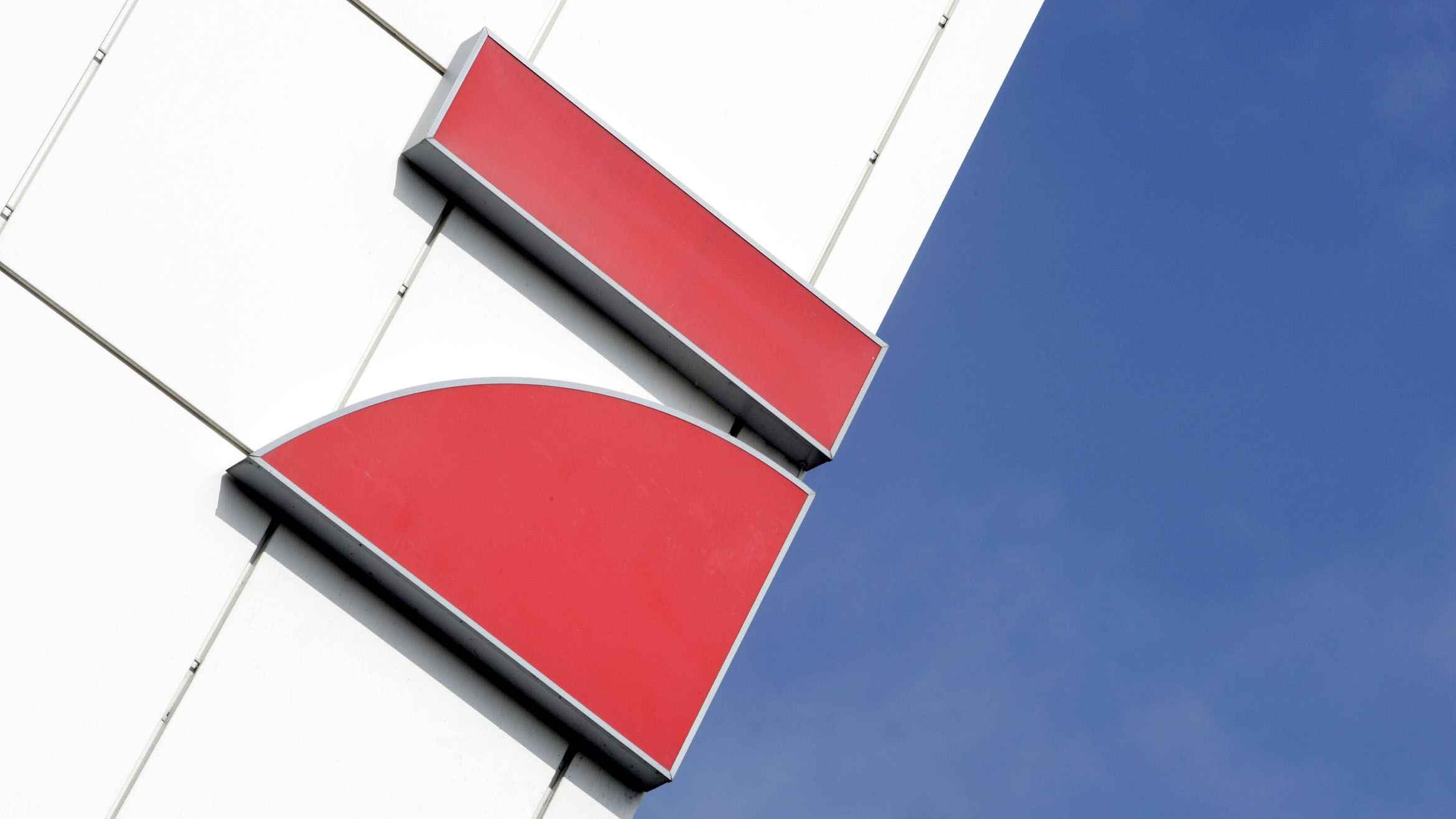 ProSiebenSat.1-Vorstand wehrt sich gegen Berlusconi-Familie