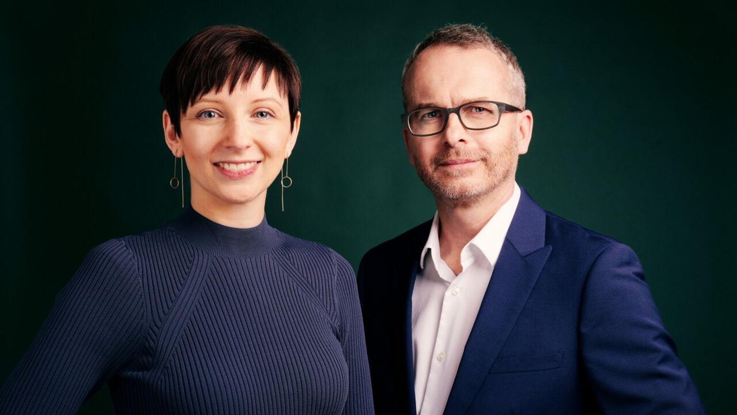CEO Pantaflix AG, Nicolas Paalzow (r.), und COO Stephanie Schettler-Köhler