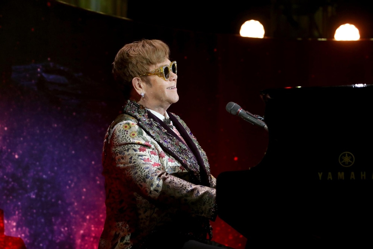 Nimmt mit einer langen Welttournee Abschied von der Bühne: Elton John